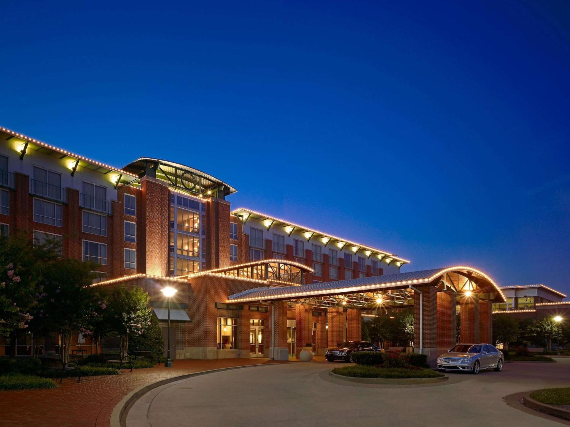 The Chattanoogan Hotel, Curio Collection By Hilton Zewnętrze zdjęcie